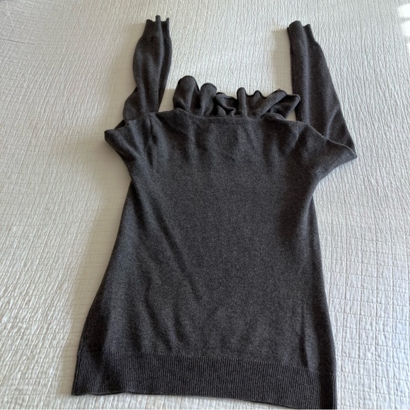 NWOT Ralph Lauren exclusive cashmere sweater w/ full ruffle collar - Picture 4 of 9